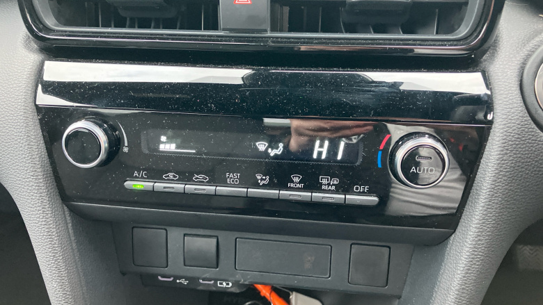 Toyota Yaris Cross 1.5 Hybrid Design 5dr CVT Hybrid Estate